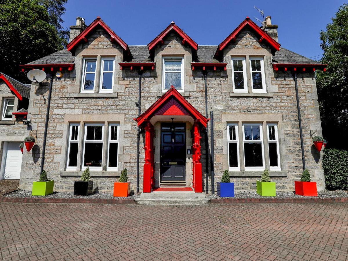 Roseburn Villa Питлохри Екстериор снимка