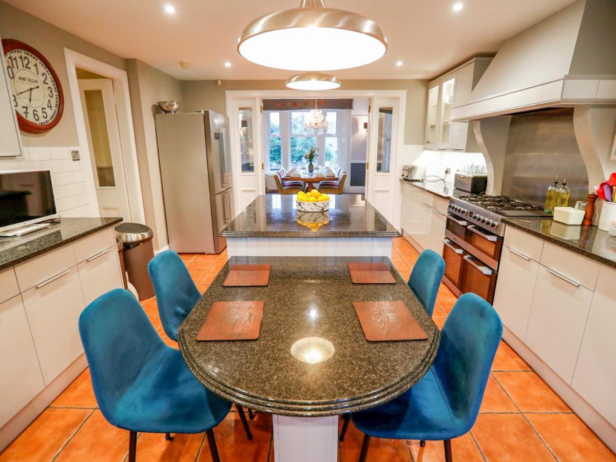 Roseburn Villa Питлохри Екстериор снимка